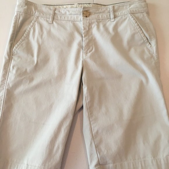 Eddie Bauer Khaki Shaw Shorts Size  8 - Picture 1 of 4